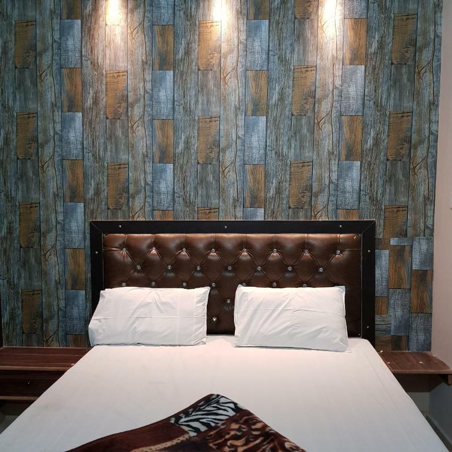 Hotel Varanasi Ganges Εξωτερικό φωτογραφία
