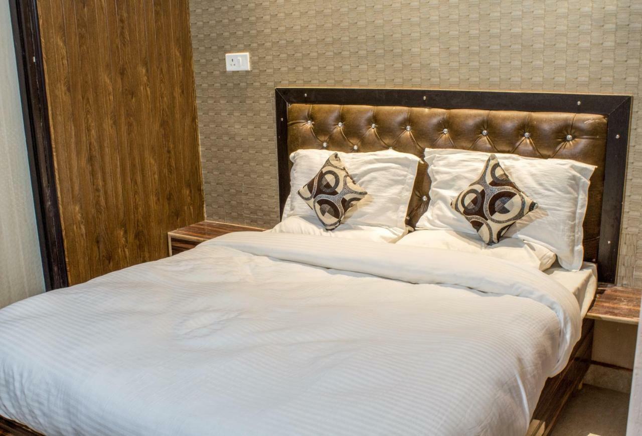 Hotel Varanasi Ganges Εξωτερικό φωτογραφία