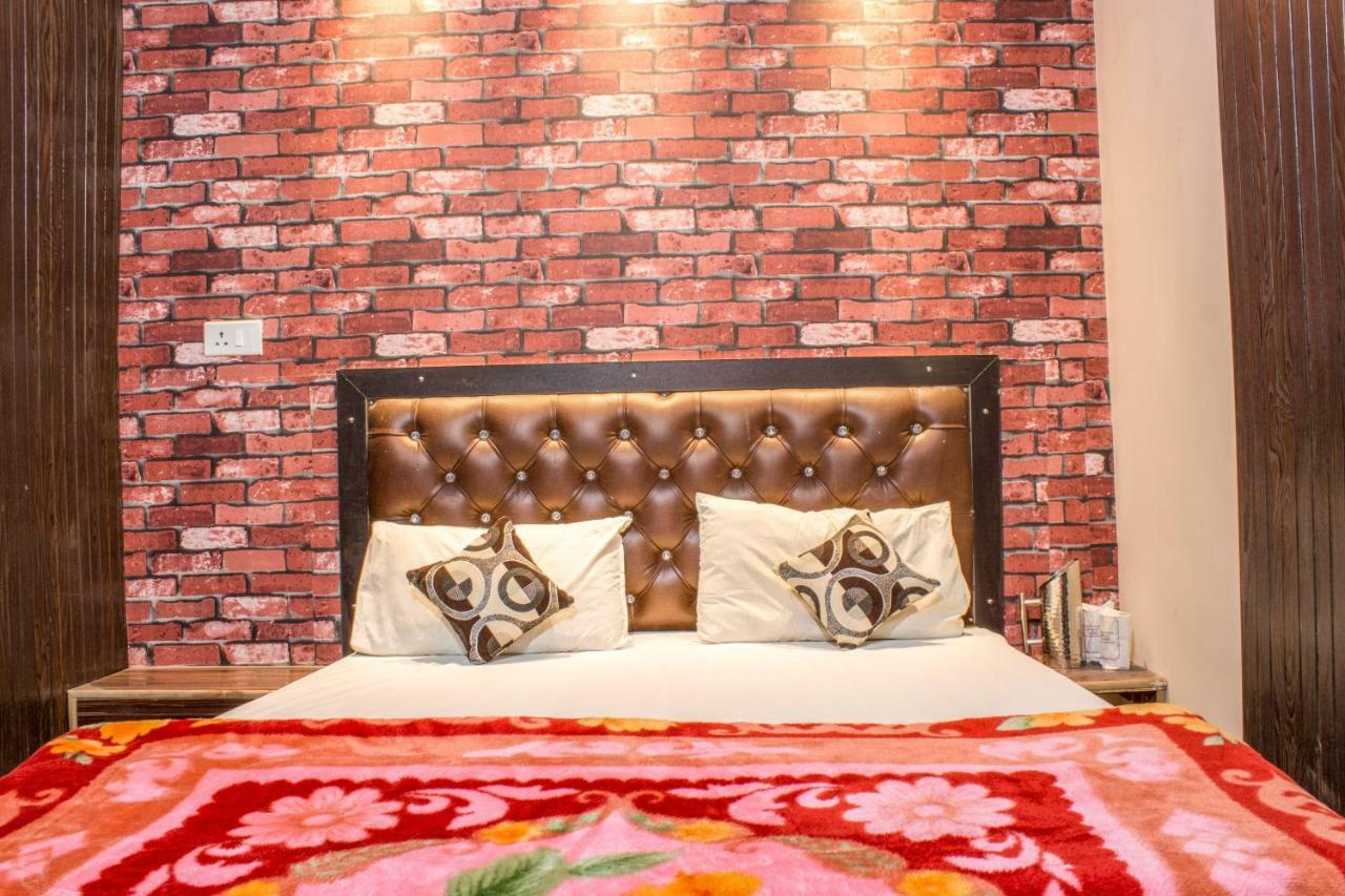Hotel Varanasi Ganges Εξωτερικό φωτογραφία