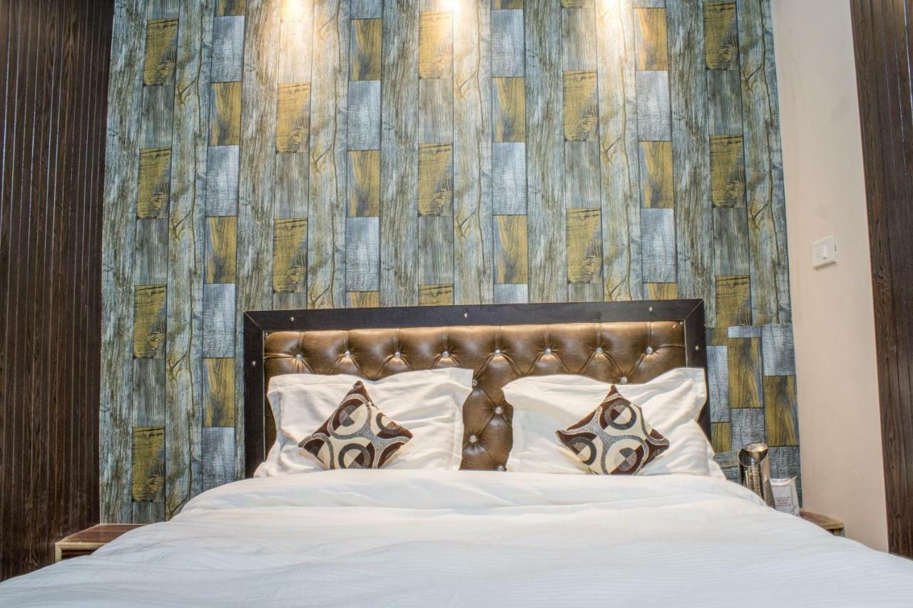 Hotel Varanasi Ganges Εξωτερικό φωτογραφία